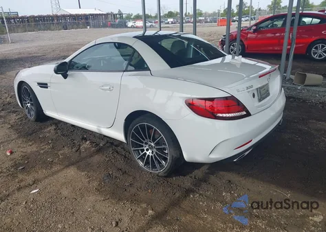 2019 Mercedes-Benz Slc 300 from USA, damaged, VIN WDDPK3JAXKF159423